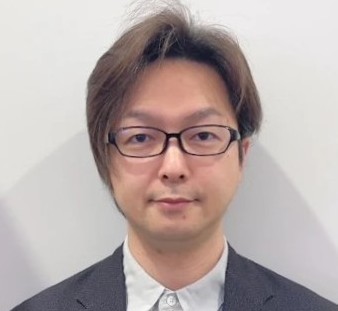 スタッフ紹介